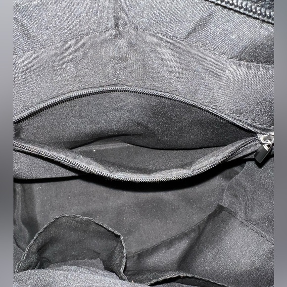 Finn Feather Fur Outfitters CCW Handbag - Picture 4 of 6